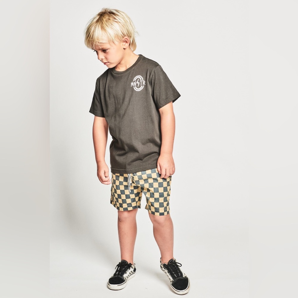 Munster kids Munster Gambit Short in Dijon